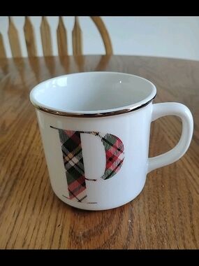Pottery Barn "Stewart Plaid" Monogram "P" Initial Ceramic Mug with Gold Rim